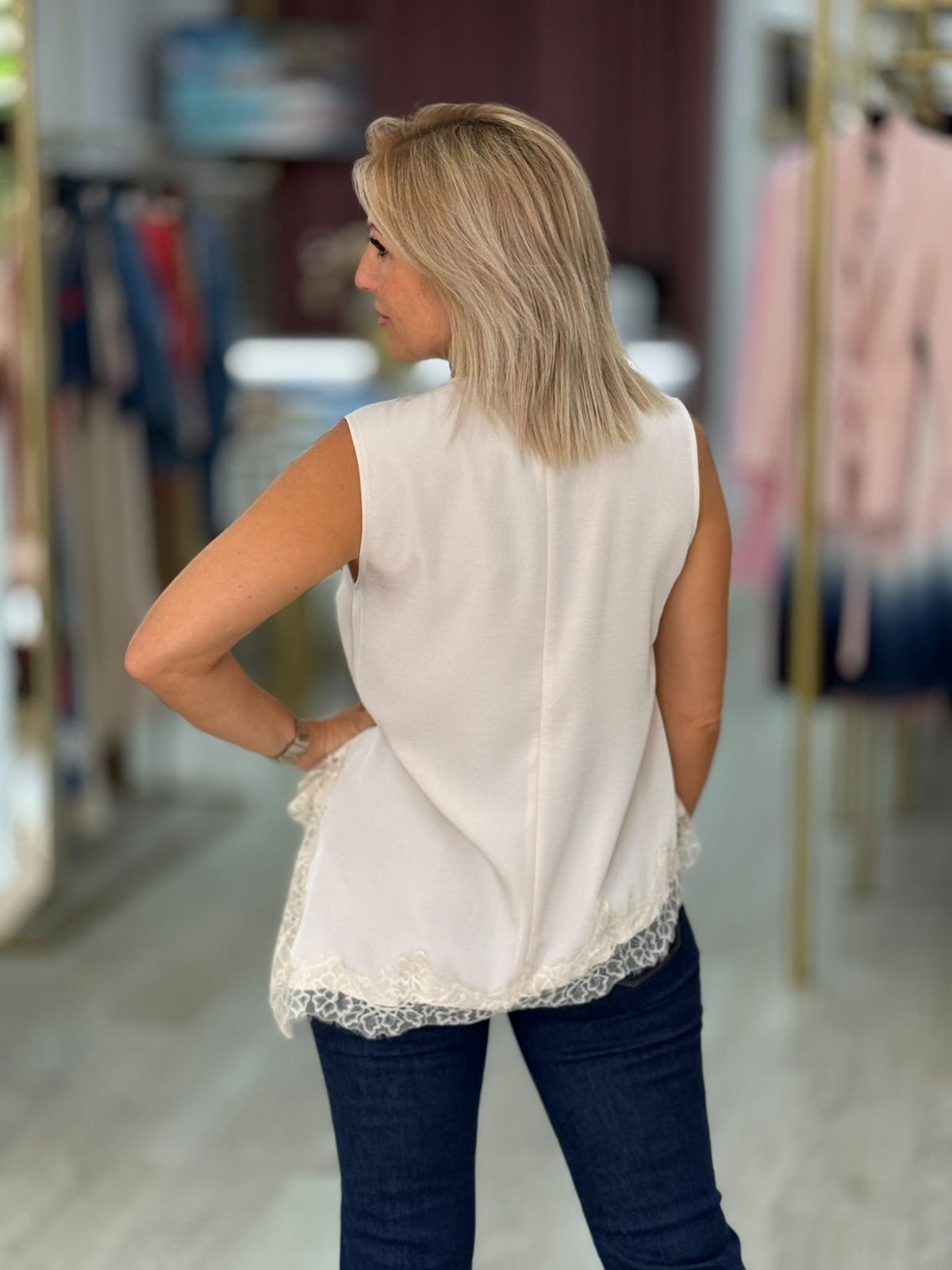 Blusa assimétrica com renda (+ cores)
