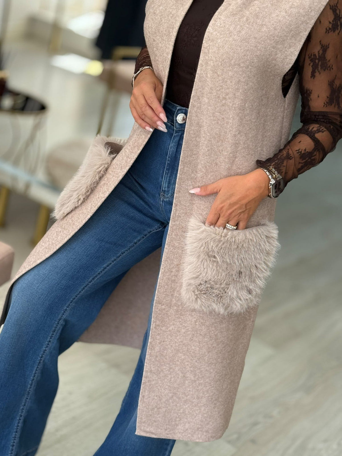 Colete com bolsos em Pelo (+ cores)