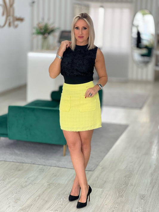 Saia curta em tweed