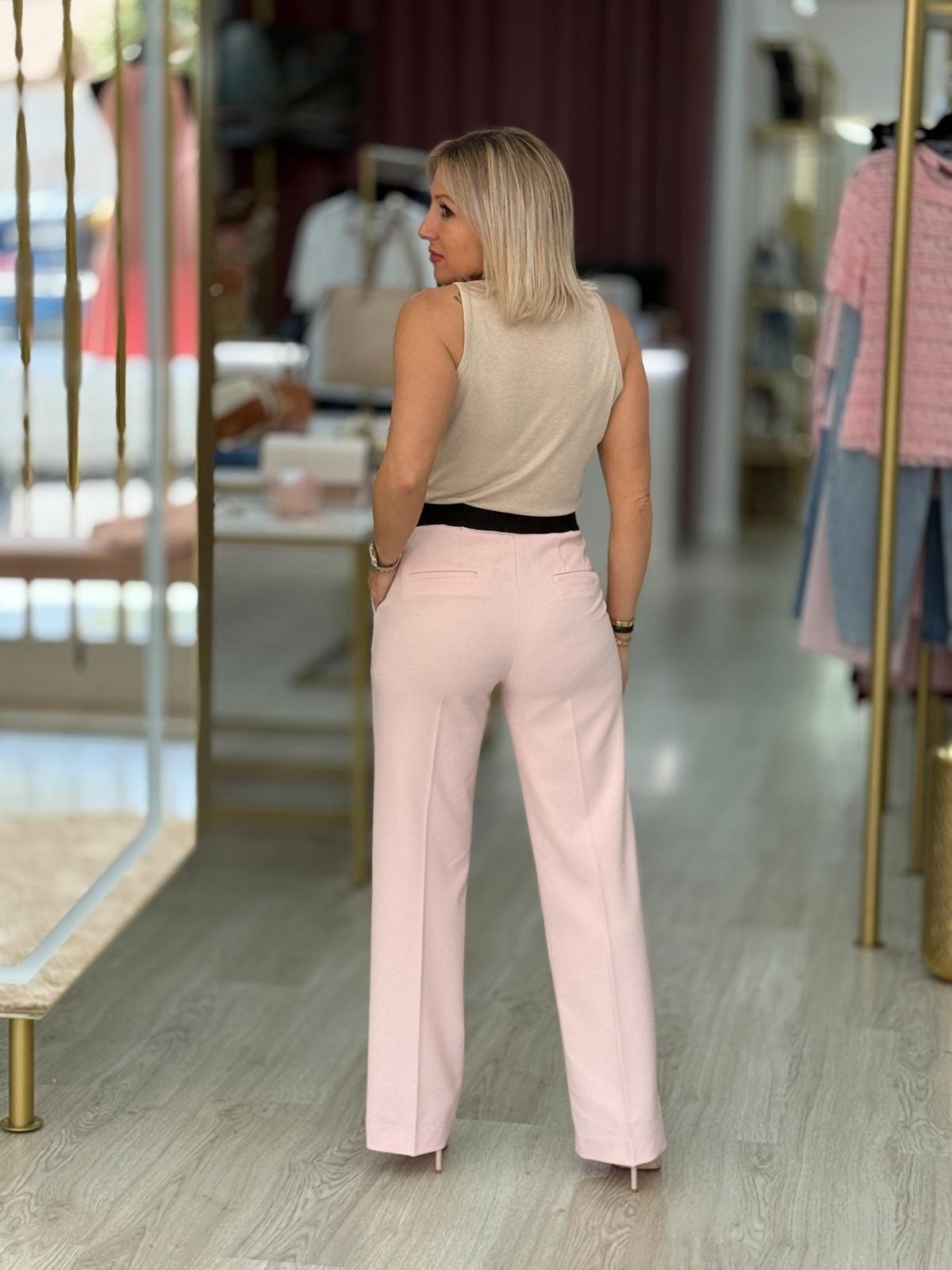 Calça wide leg com cinto elástico personalizado