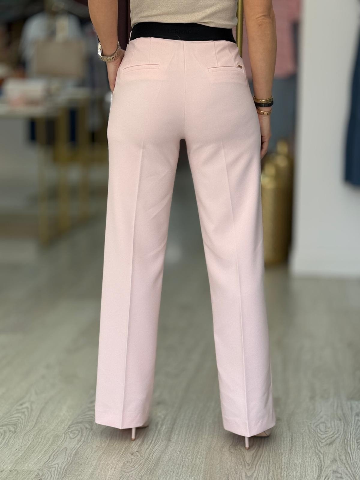 Calça wide leg com cinto elástico personalizado