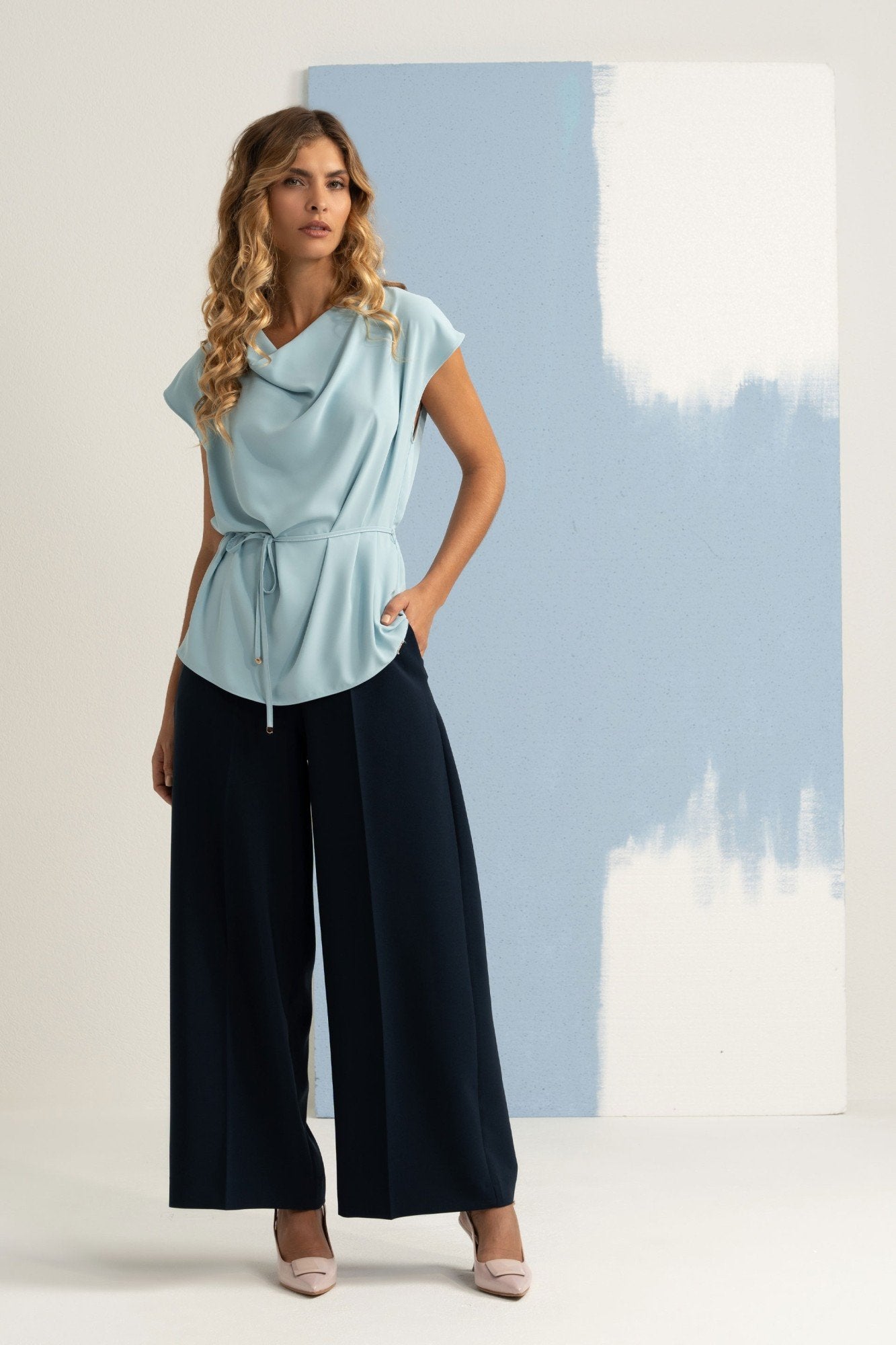 Top com cinto fino ajustável (+ cores)