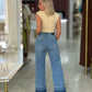Jeans wide leg com detalhe na baínha