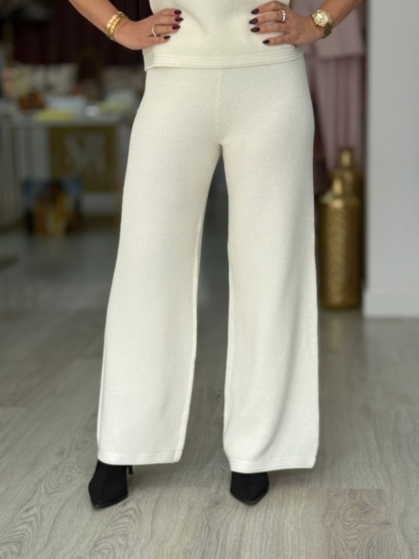 Calça de malha perfurada 100% algodão (+ cores)