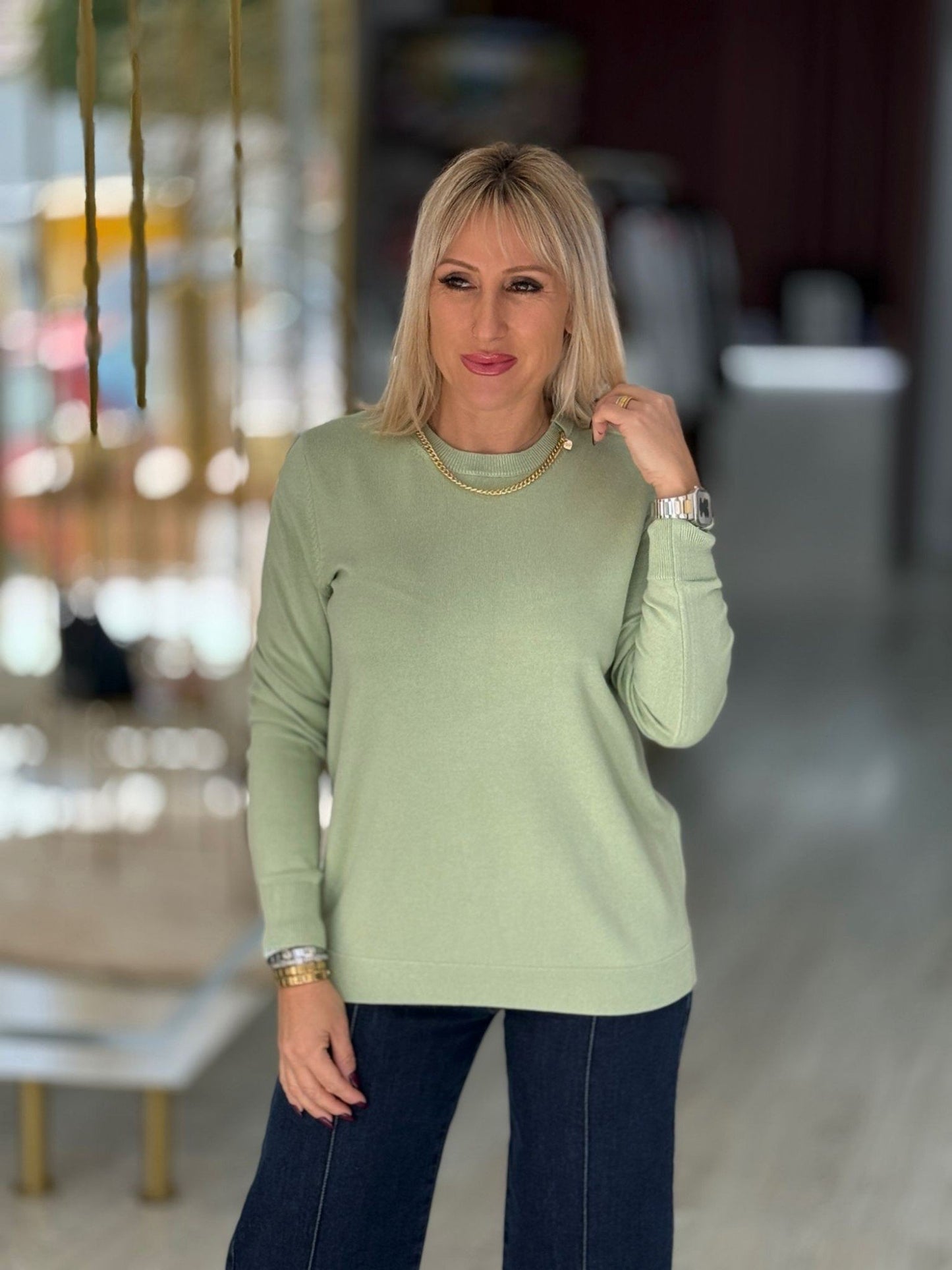 Camisola de malha com detalhe metálico na gola (+ cores)