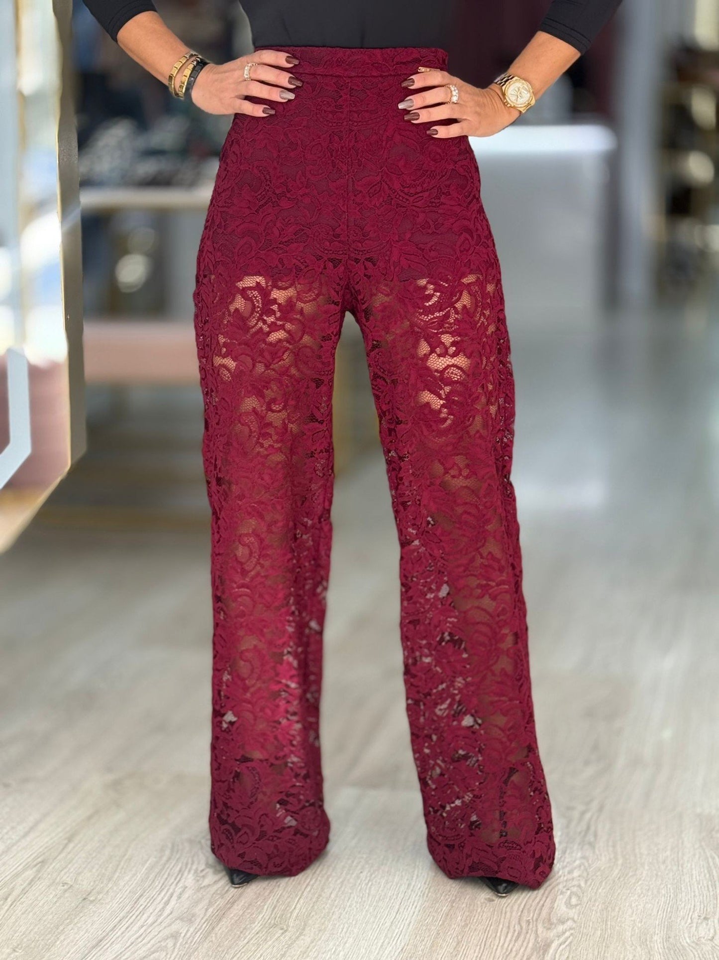 Calças em Renda com Forro (+ cores)
