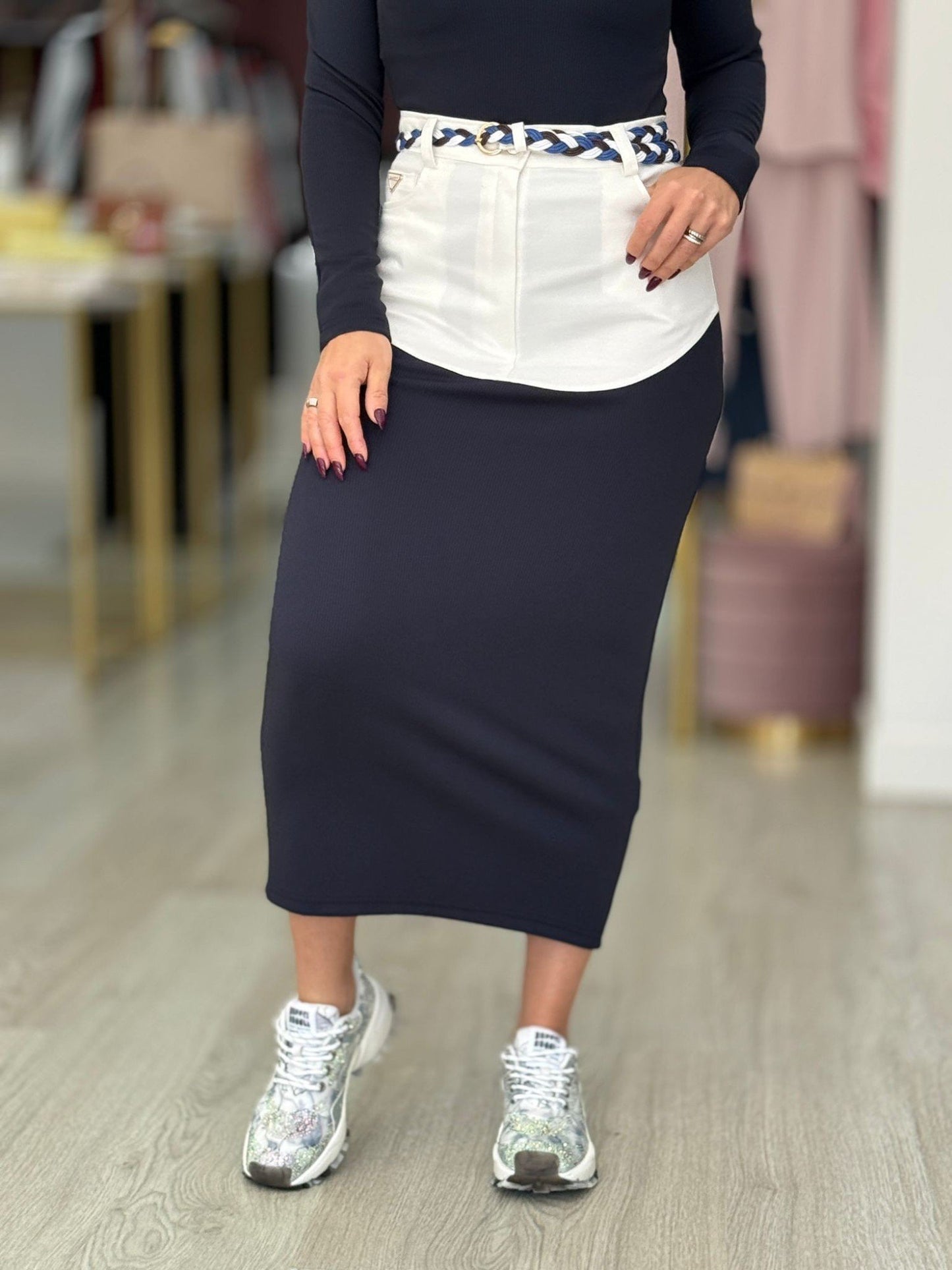 Saia Comprida com Tecidos Combinados