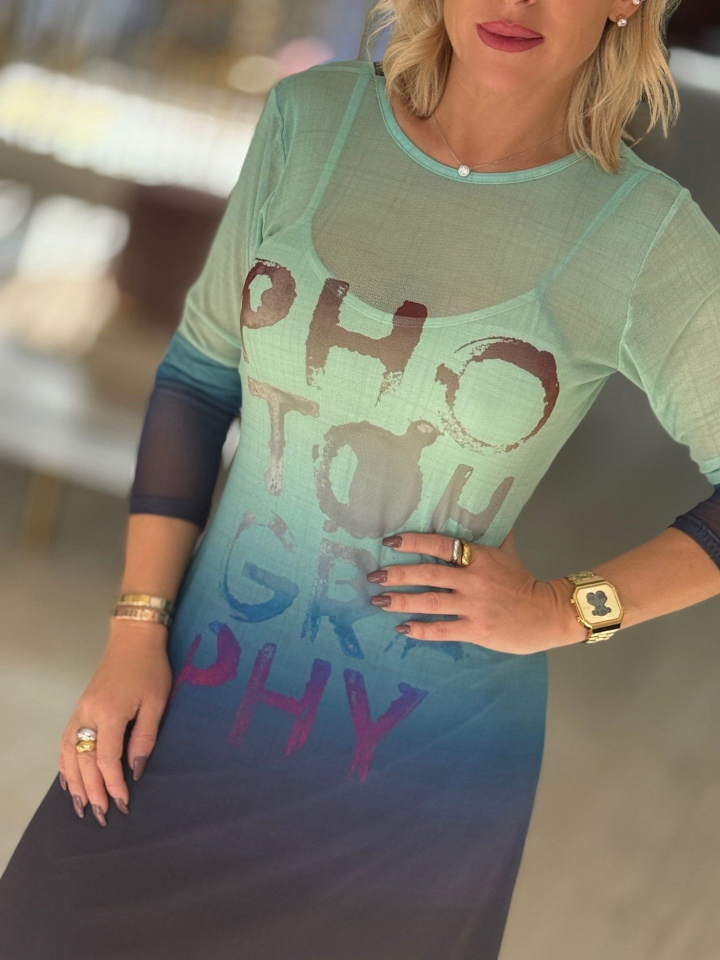 Vestido Comprido Estampado com Manga Comprida