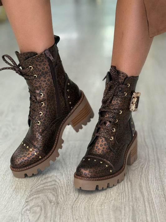 Bota Estilo Militar Castanha