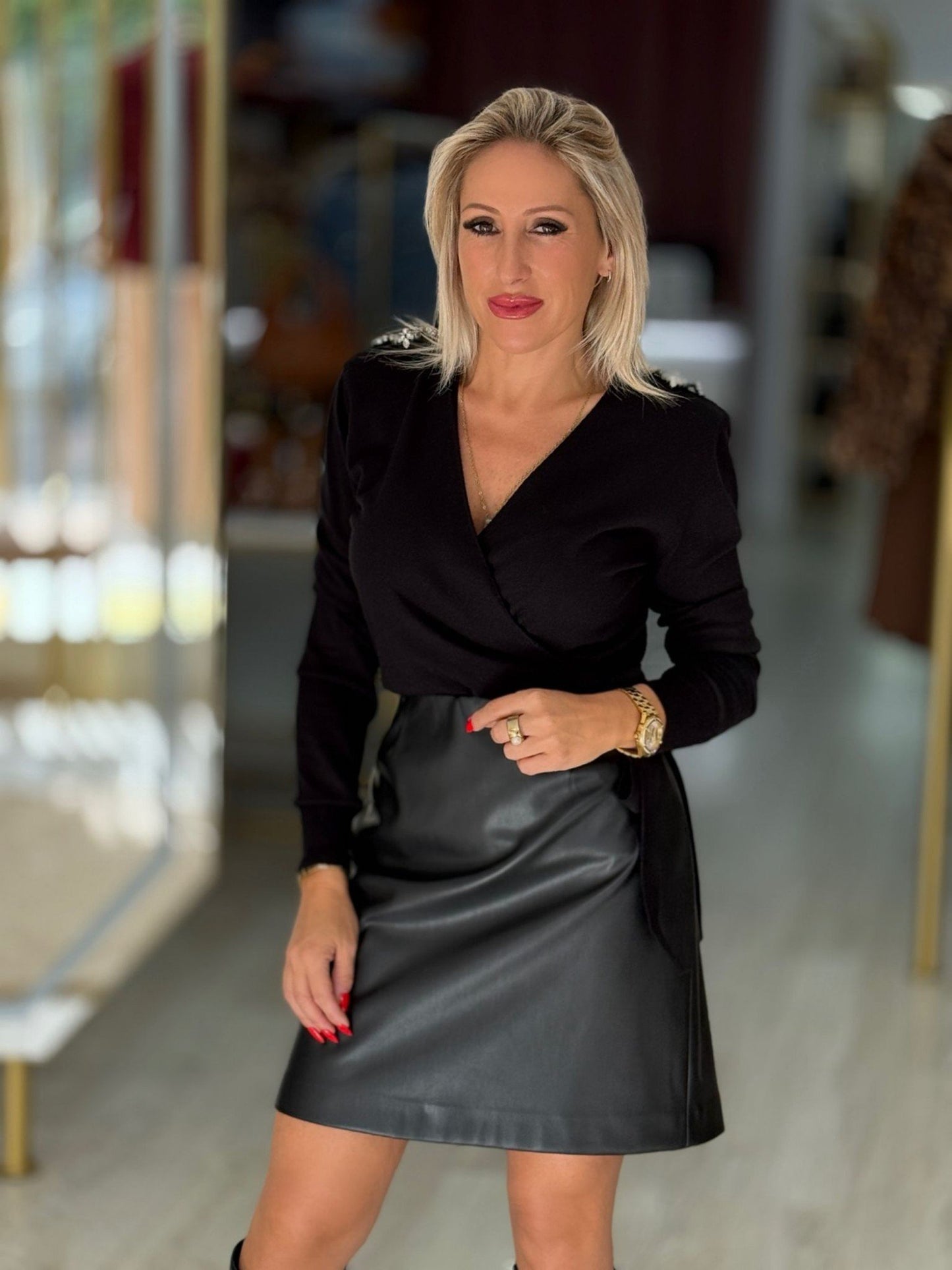 Camisola de trespasse com pedraria