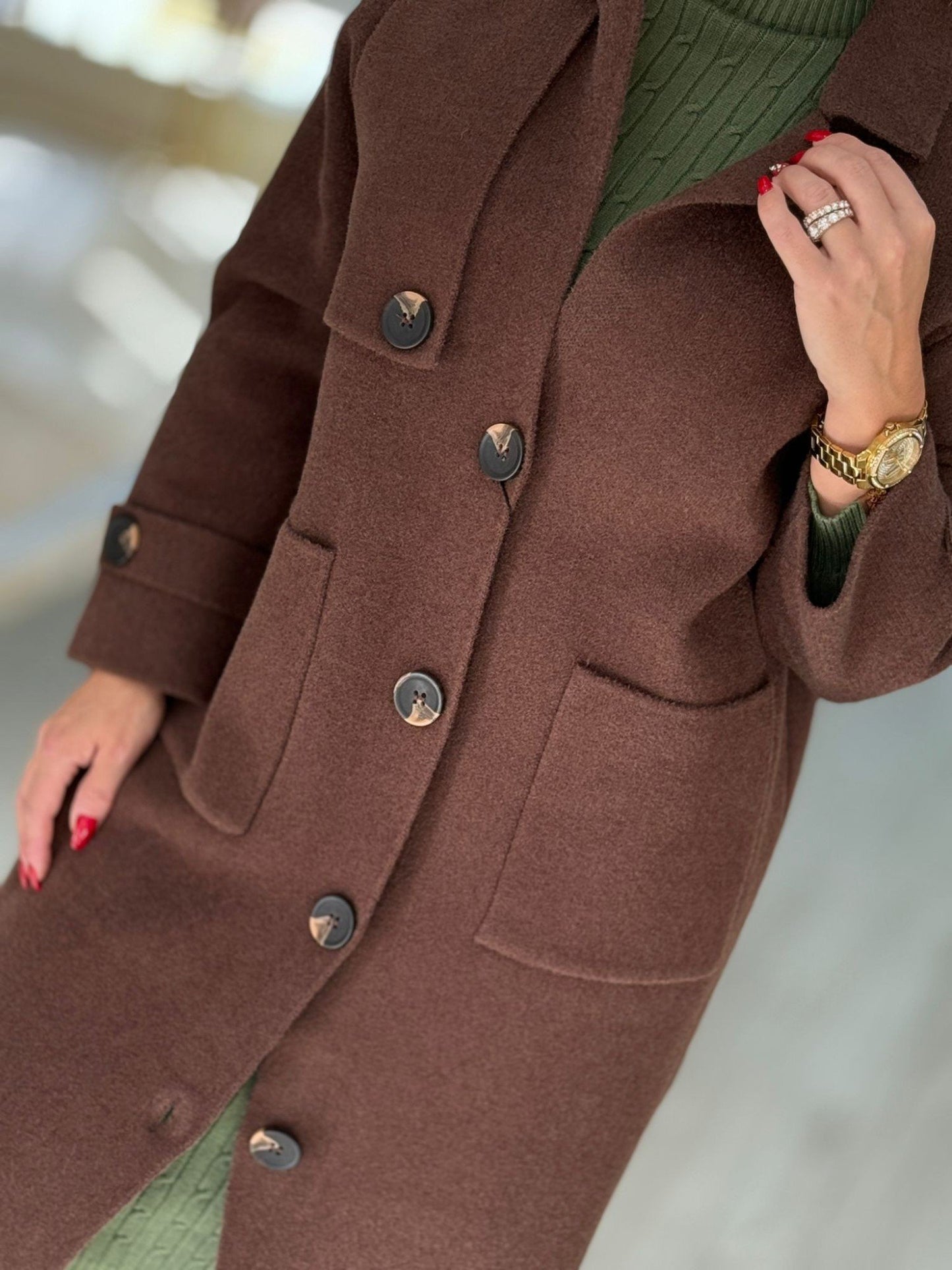 Casaco de malha comprido com botões