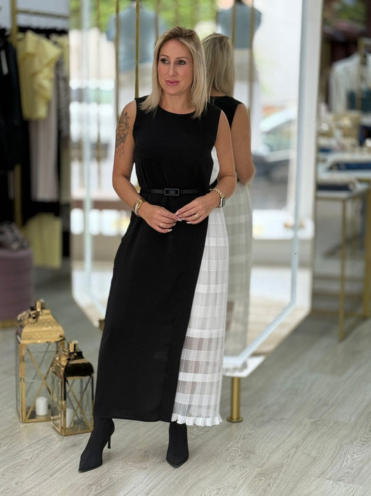 Vestido midi com tecido de renda na lateral a contrastar