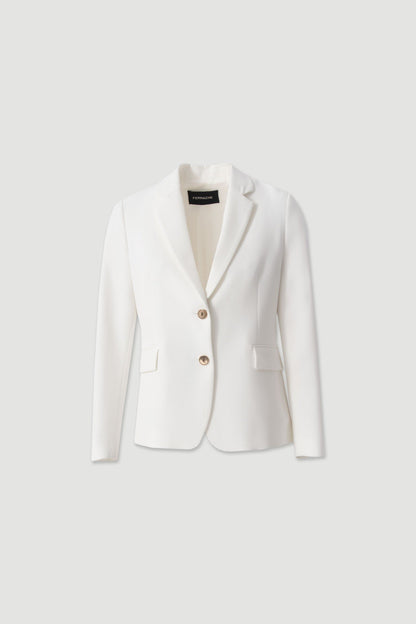 Blazer clássico cintado com botões metálicos